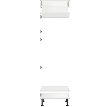 Kuchyňská spodní skříňka s nožičkami a policemi