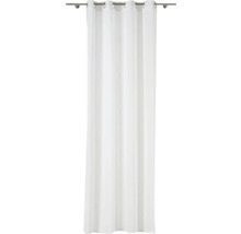 Bílý závěs s kroužky na záclonové tyči