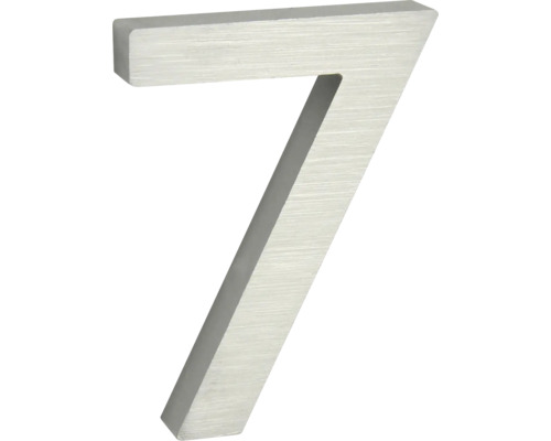 Číslo domu 7 z kovu