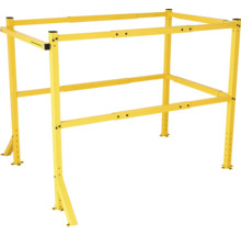 Žlutý modulární lešenářský systém z kovu pro stavební práce