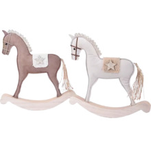 Dva houpací koně ze dřeva a látky