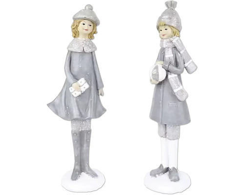 Vánoční figurka dívka v zimním s dárkem/koulí šedá/stříbrná 9x27x6 cm mix 2 druhů cena za 1 Dvě dekorativní zimní figurky s čepicí a kabátem