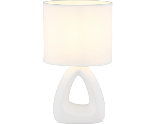 Stolní lampa se stínidlem a trojúhelníkovou základnou