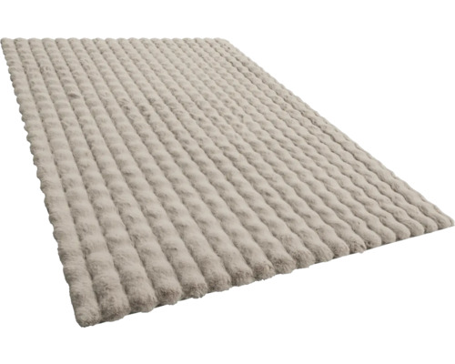 Obdélníkový koberec s žebrovanou texturou