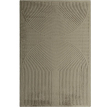 Koberec s geometrickými liniemi