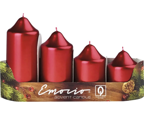 Sada adventních svíček se čtyřmi červenými sloupovými svíčkami různých velikostí