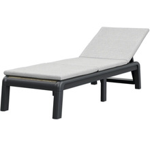 Zahradní lehátko s polstrovanou podložkou