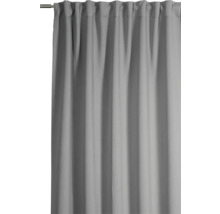 Šedý závěs s řasicí stuhou na záclonové tyči