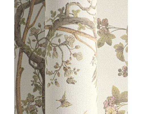 Tapeta se vzorem stromů, květin a ptáků