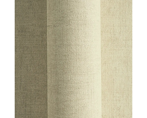 Detailní pohled na srolovaný koberec