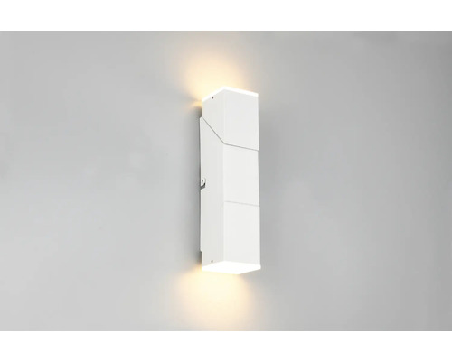 Bílé nástěnné svítidlo pro vnitřní použití