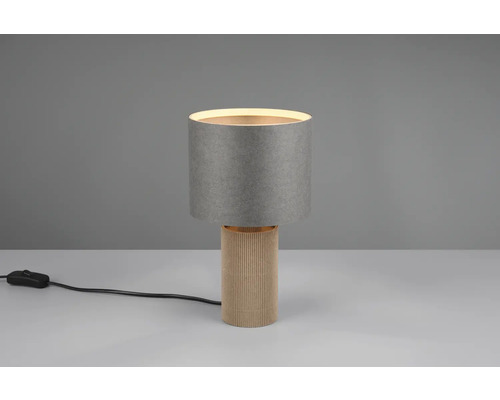 Stolní lampa s stínidlem a dřevěnou nohou