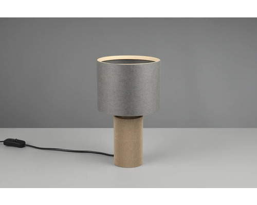 Stolní lampa se stínidlem a rýhovanou základnou