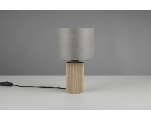 Stolní lampa s válcovým stínidlem a vroubkovanou základnou