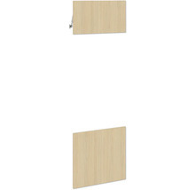 Dřevěná klapka na nábytek s kováním