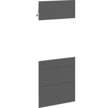 Sestava koupelnového nábytku skládající se ze závěsné skříňky a spodní skříňky