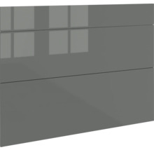 Šedá kuchyňská čela s vysokým leskem a třemi zásuvkami