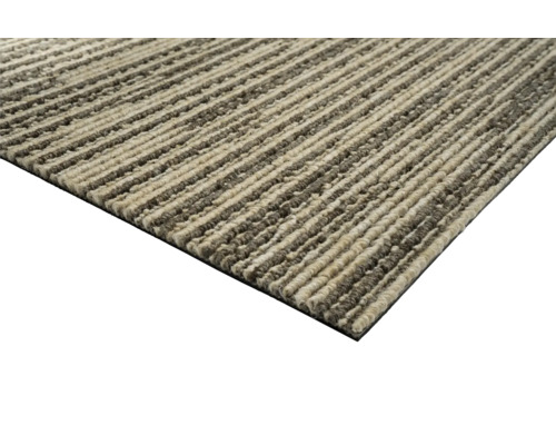 Kobercová čtvercová dlaždice s proužkovaným vzorem