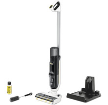 Čistič tvrdých podlah Kärcher s čisticí a parkovací stanicí, čisticím kartáčem a čisticím prostředkem