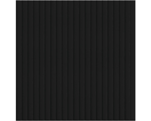 Pohled na fasádu s vertikálními panely