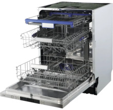 Otevřená myčka nádobí s několika koši na nádobí