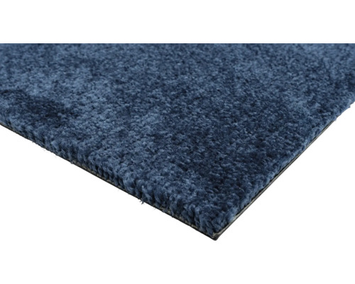 Koberec s krátkým vlasem