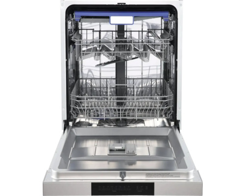 Otevřená myčka nádobí s koši na nádobí