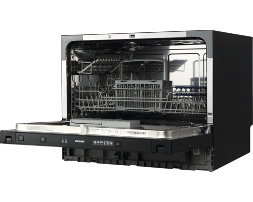 Otevřená myčka s kovovým vnitřkem a koši na nádobí.