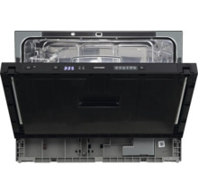 Otevřená myčka nádobí značky Concept s ovládacím panelem