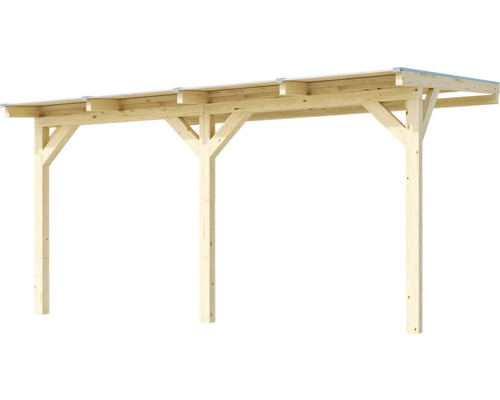 Dřevěný carport se sloupky a střešní konstrukcí