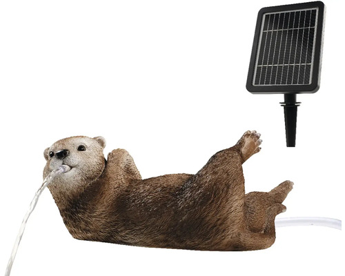 Solární fontána vydra do zahrady