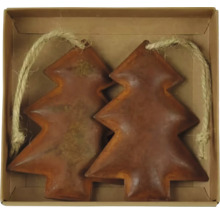 Dva kovové vánoční stromky s provázkem v krabici