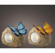 Dvě zahradní světla se vzhledem kamene s motýlími motivy