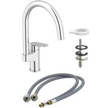 Kuchyňská baterie s instalačním materiálem a flexibilními hadicemi