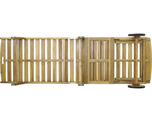 Detailní pohled na dřevěné lehátko