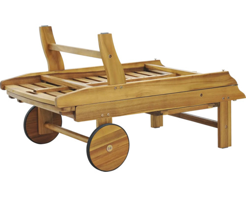 Dřevěné lehátko s kolečky pro snadnou přepravu