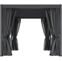 Pergola se závěsy pro venkovní použití