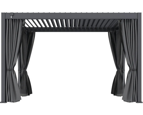 Pergola se závěsy do zahrady