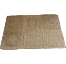 Koberec z přírodních vláken se čtvercovým vzorem