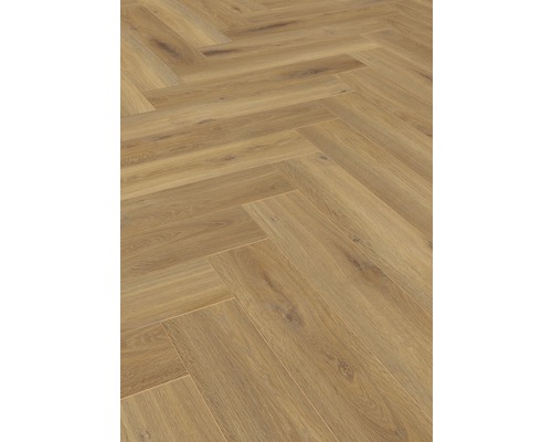 Dřevěná podlaha se vzorem rybí kosti