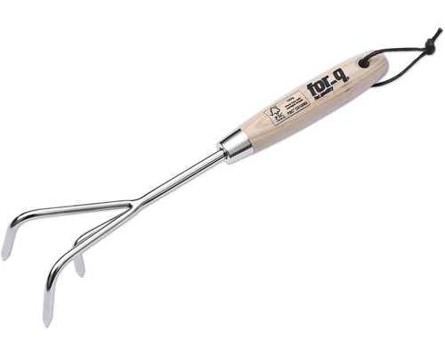 Zahradní kultivátor s dřevěnou rukojetí a třemi hroty