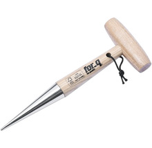 Sázecí kolík For-Q z oceli a dřeva s kovovou vložkou a logem společnosti