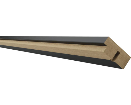 Dekorativní dřevěná podlahová lišta