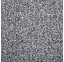 Detail šedého koberce