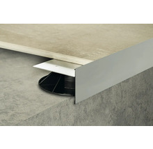 Terčová podložka s terasovou deskou a okrajovým profilem