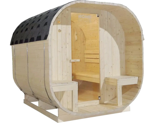 Sauna z dřevěného sudu se střešními šindeli a lavicemi
