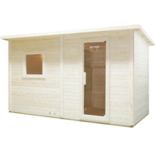 Dřevěná sauna s oknem a skleněnými dveřmi