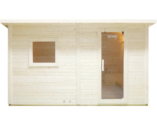 Dřevěná sauna s oknem a skleněnými dveřmi