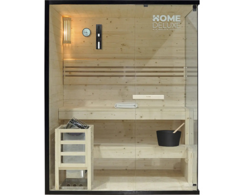 Dřevěná sauna s kamny, vědrem, naběračkou, přesýpacími hodinami, teploměrem a vlhkoměrem