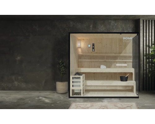 Interiérová sauna s dřevěným interiérem a skleněnou přední stranou
